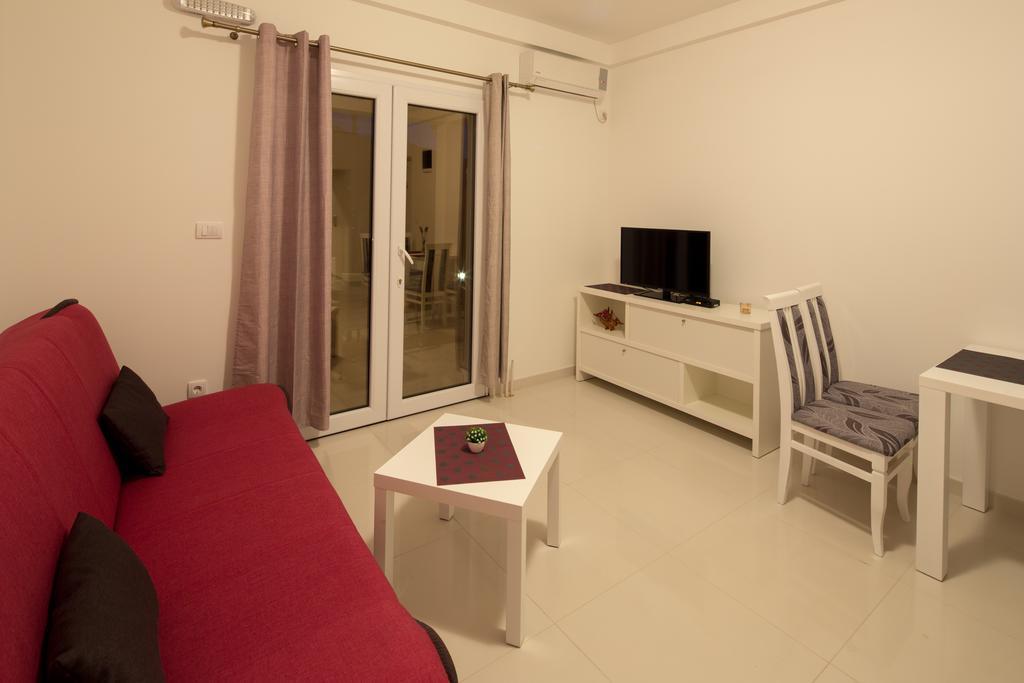 Apartments Raskovic Radanovići 外观 照片