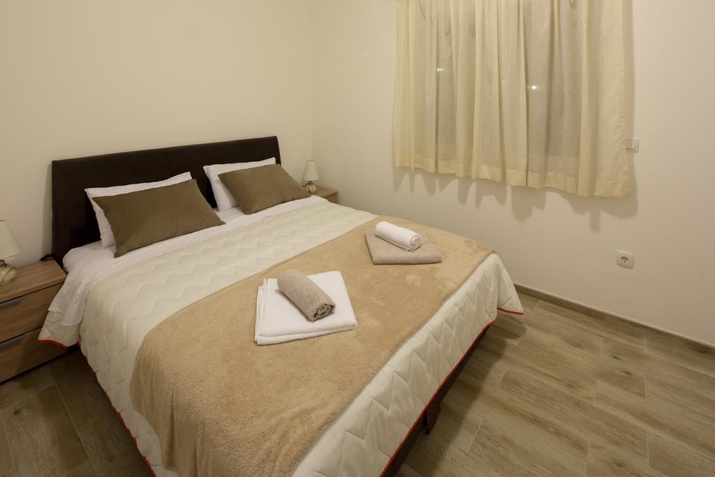 Apartments Raskovic Radanovići 外观 照片