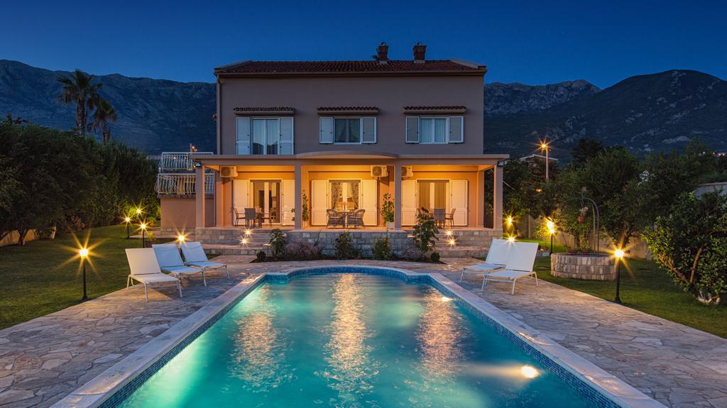 Apartments Raskovic Radanovići 外观 照片
