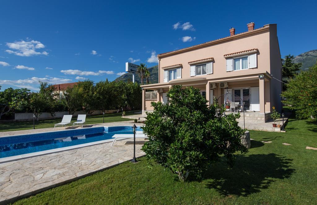 Apartments Raskovic Radanovići 外观 照片