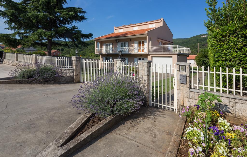 Apartments Raskovic Radanovići 外观 照片