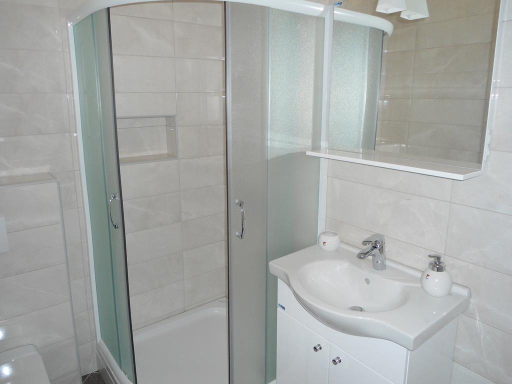 Apartments Raskovic Radanovići 外观 照片