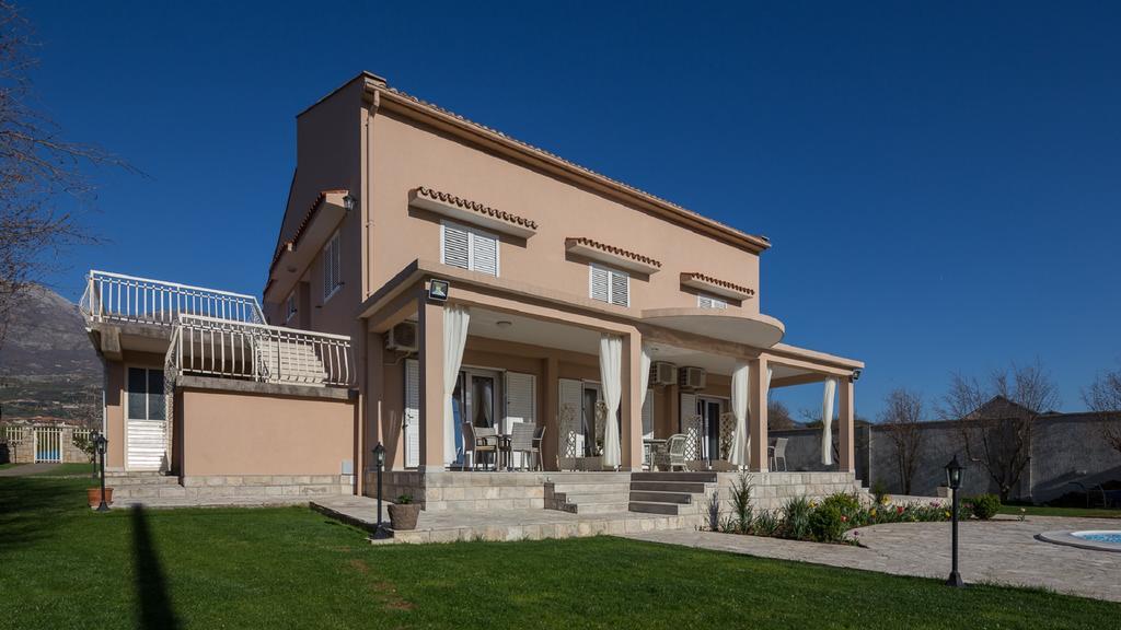Apartments Raskovic Radanovići 外观 照片