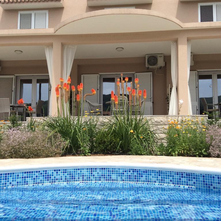 Apartments Raskovic Radanovići 外观 照片