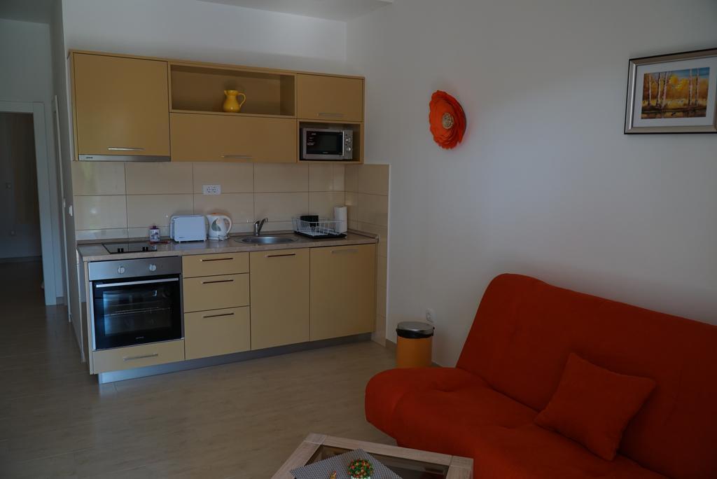 Apartments Raskovic Radanovići 外观 照片