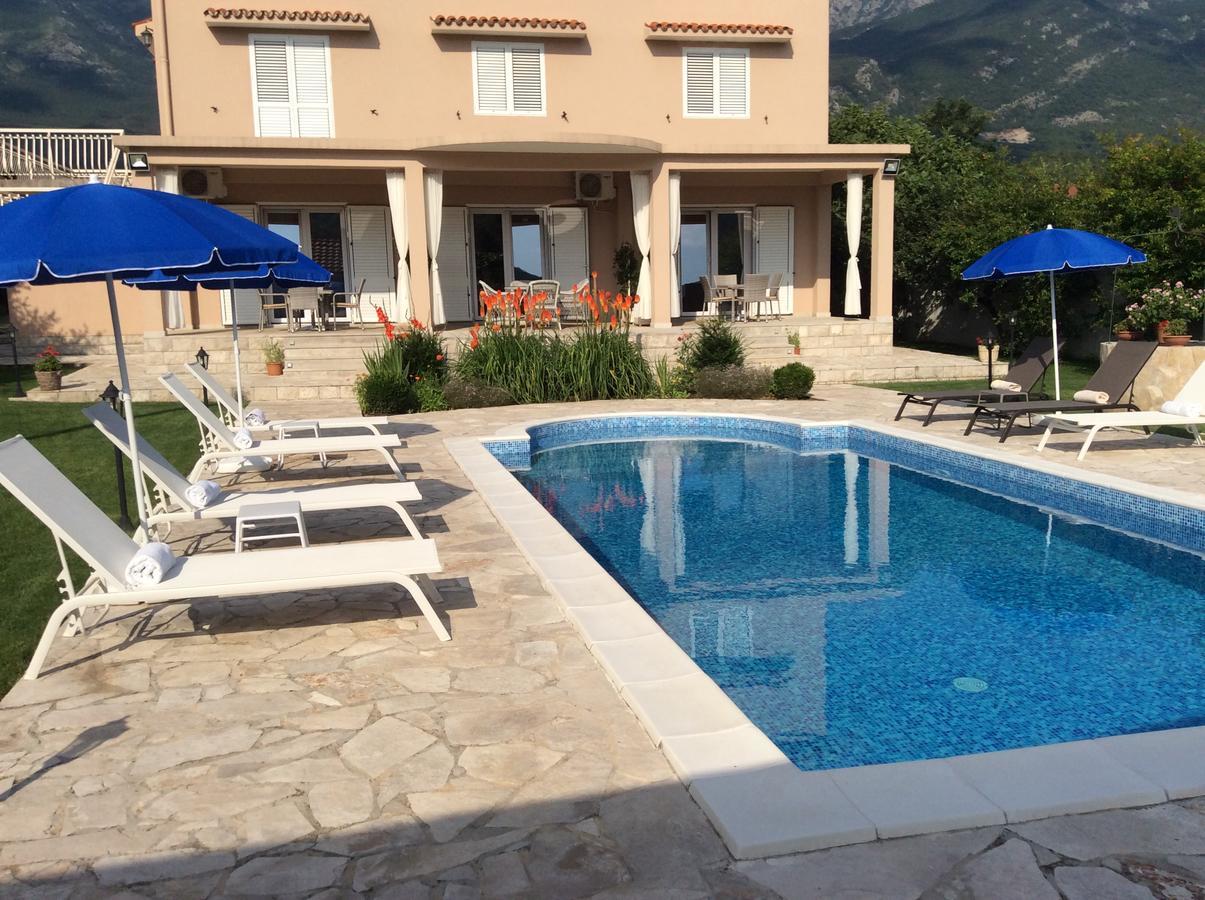 Apartments Raskovic Radanovići 外观 照片